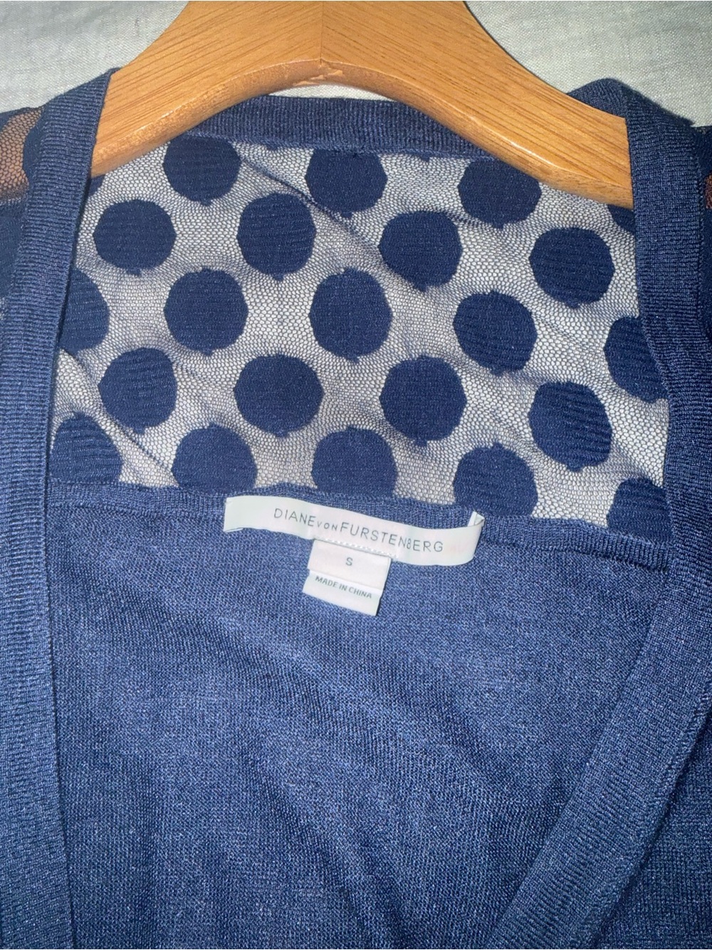 Diane Von Furstenberg Navy Polka Dot Sleeve Wrap - Picture 3 of 3